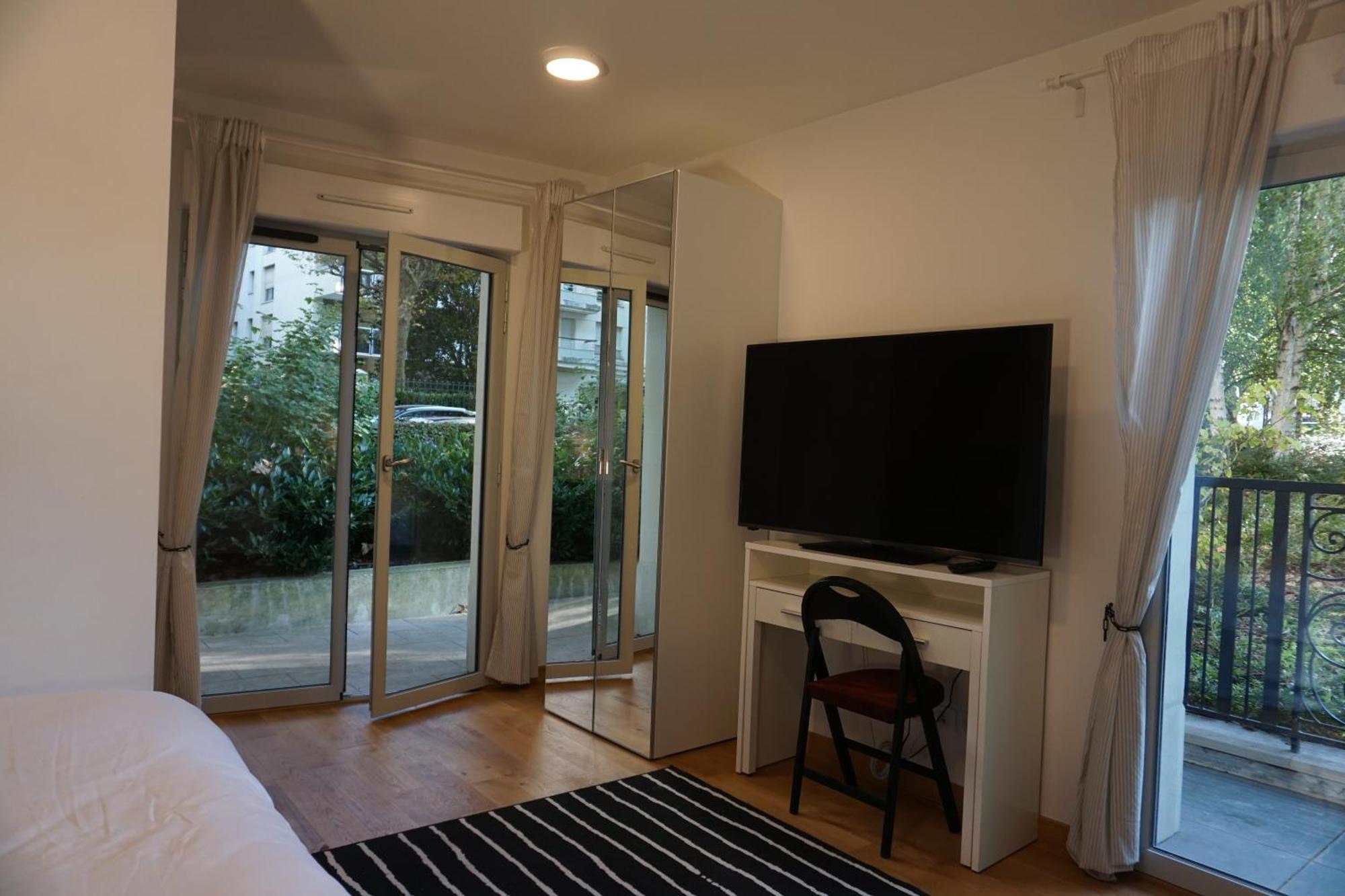 Residences Grande Jatte, Bord De Seine, Suites 52M2 A 97M2, Hopital Americain A 600M 뇌이이쉬르세느 외부 사진