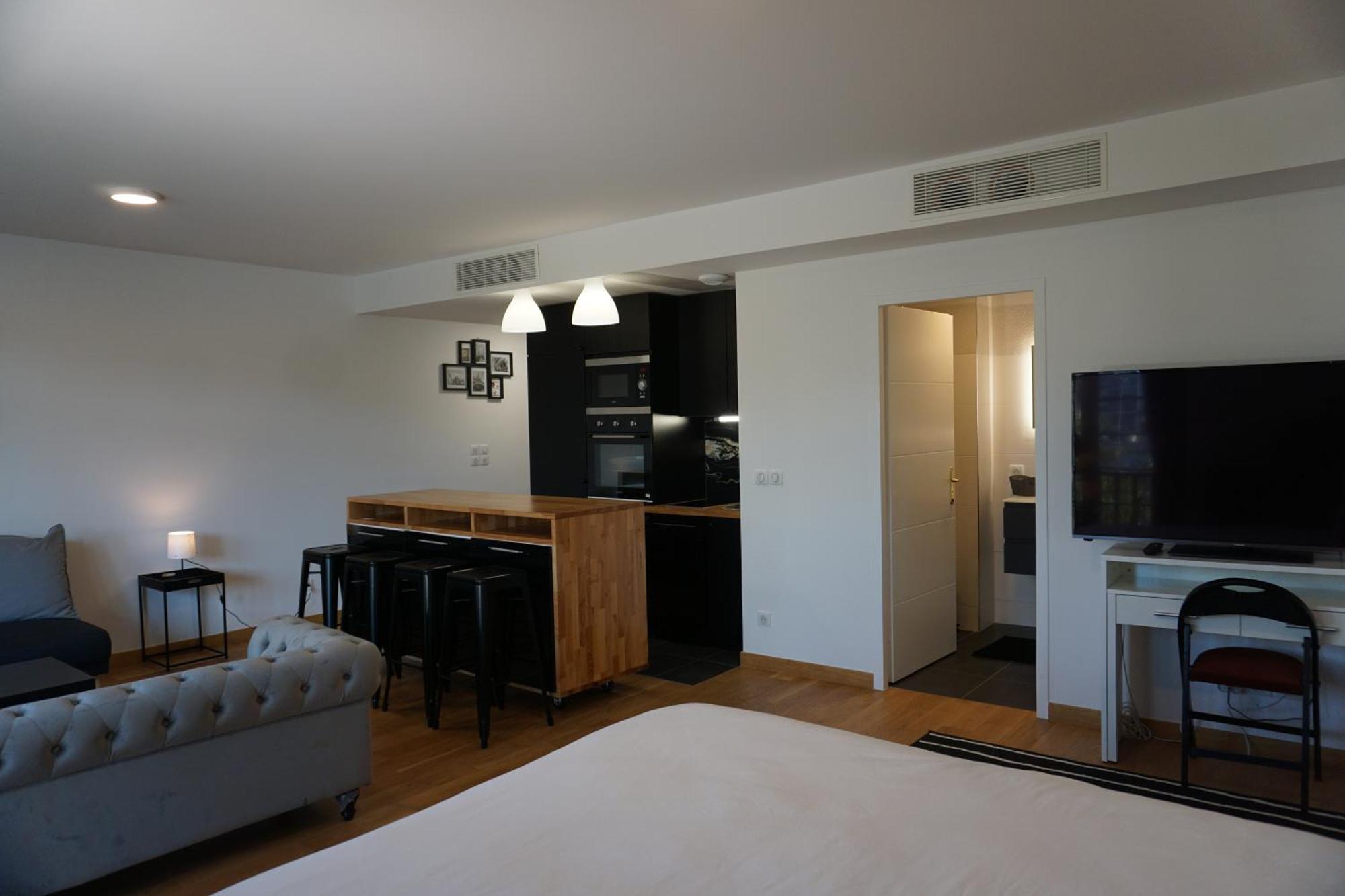 Residences Grande Jatte, Bord De Seine, Suites 52M2 A 97M2, Hopital Americain A 600M 뇌이이쉬르세느 외부 사진