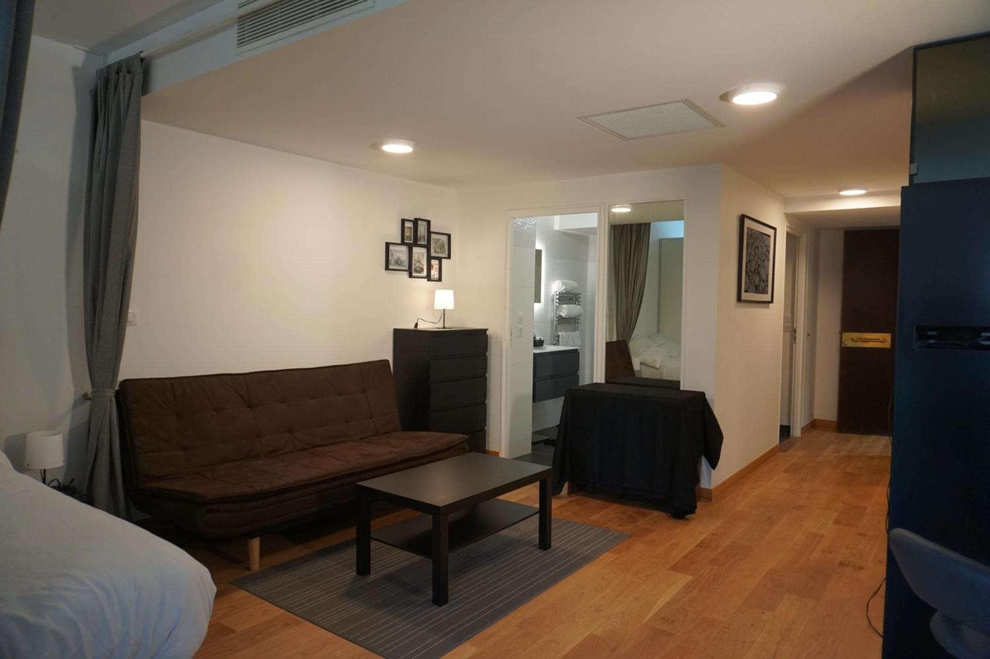 Residences Grande Jatte, Bord De Seine, Suites 52M2 A 97M2, Hopital Americain A 600M 뇌이이쉬르세느 외부 사진